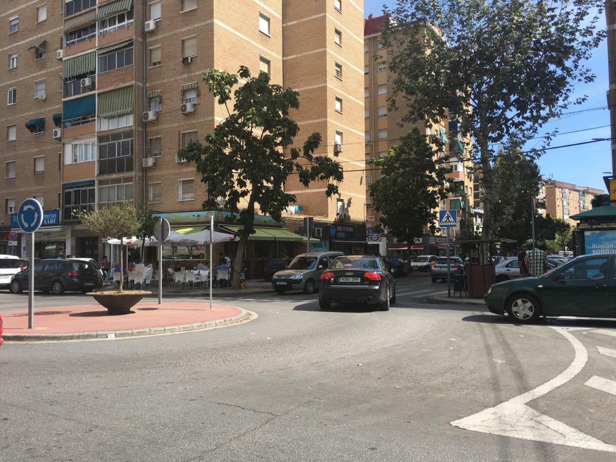 Piso Vacaciones En Familia O Amigos Apartment Málaga Exterior foto